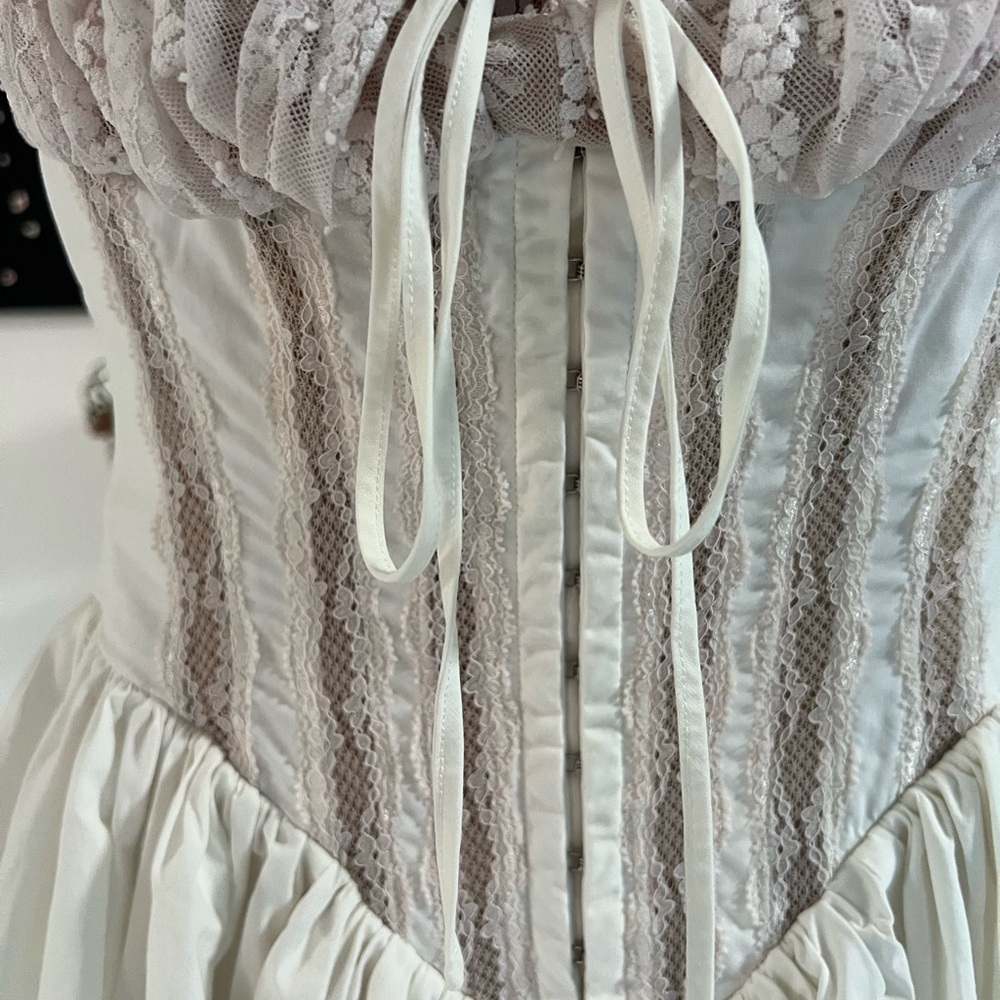 HOUSE OF CB Rosaria White Cotton Corset Mini Dress Sz M - Picture 5 of 8